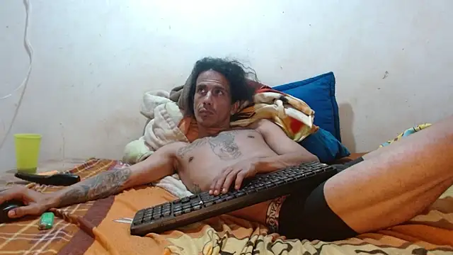 damian_bottom_bigcock webcam
