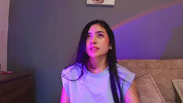 adara_johnson__ webcam