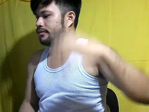 HairyHottestpinoyHandsome webcam