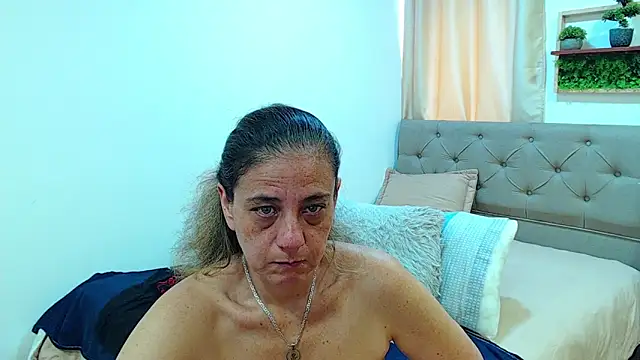 sasi_luna webcam