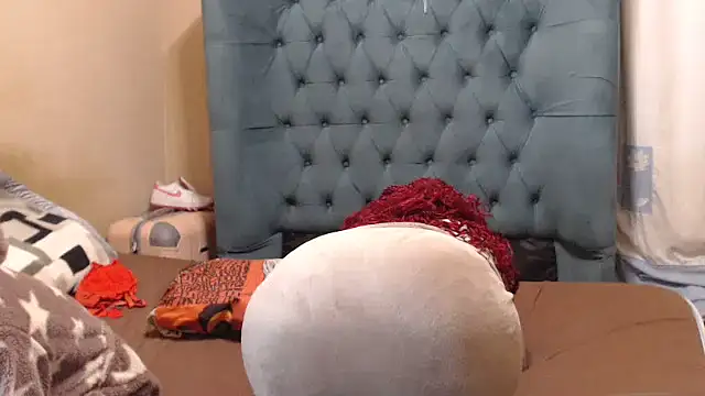 EbonyEssence webcam