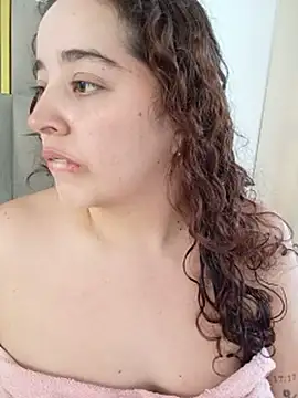 LoanaSantos webcam