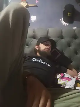 hairy_mannn webcam