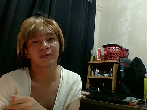 sweetinnocent69xxx webcam