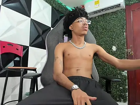 velvetcouple_x webcam