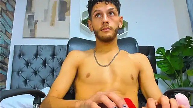 CHRIS_GREY webcam