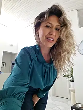 CelynaRoss webcam