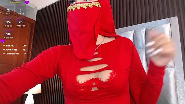 Zahra_milks webcam