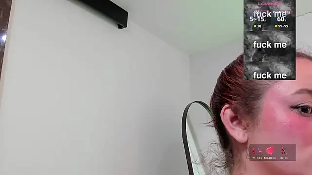 Anniee_boobs webcam