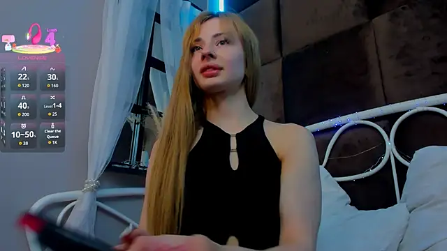 PollyMillees webcam