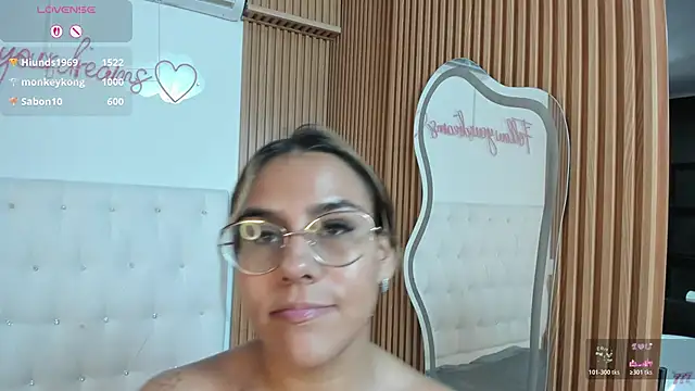 MartinaWestt webcam