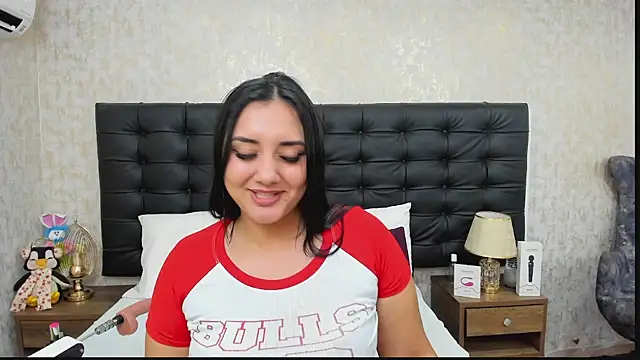 AmaliaDalton webcam