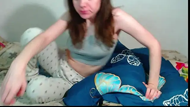SallyMkn webcam