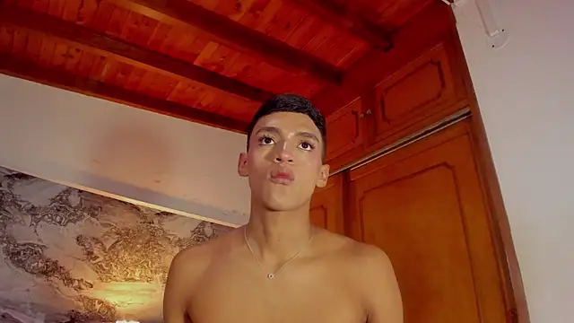 BILLY_JAMEES webcam