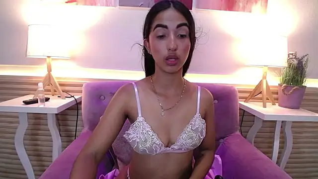 SweetyLaly webcam