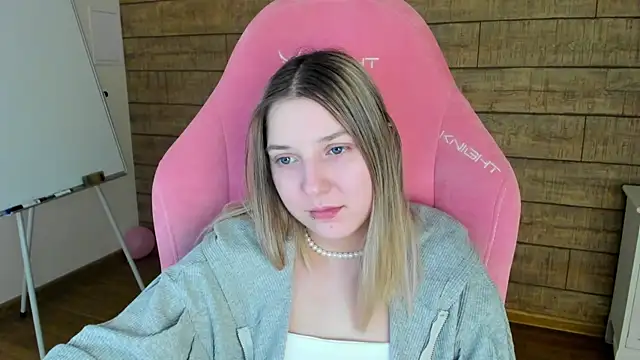 TinnaBurton webcam