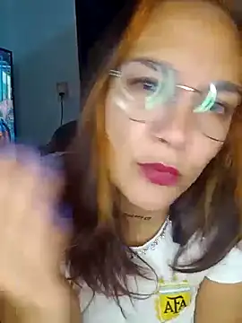 kuramaqueen webcam