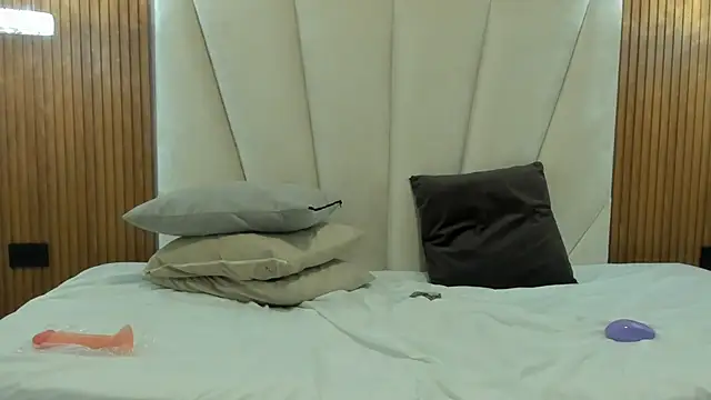 AnnyRhode_ webcam