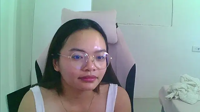 AlethiaBratsch webcam