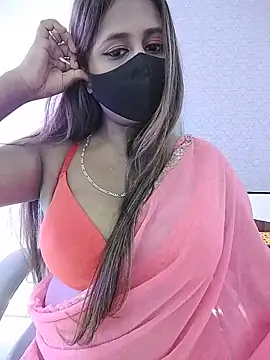 LoveLy-Soneya webcam