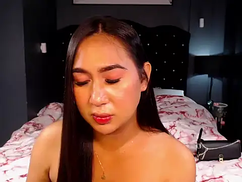 HOTTESTCANDYTS webcam