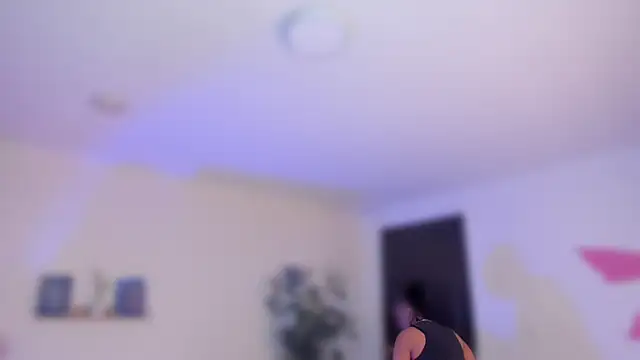YariRose webcam