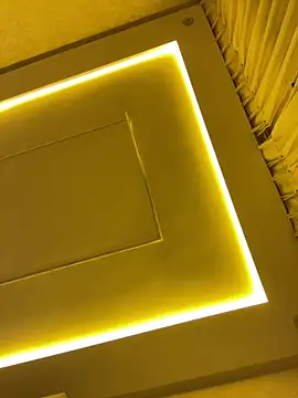 Bold-arabic-vibes webcam