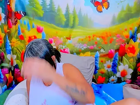 indianroxy webcam