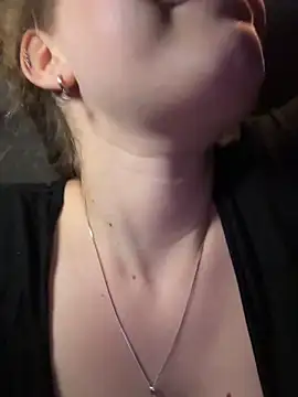 AsynaYuuki webcam