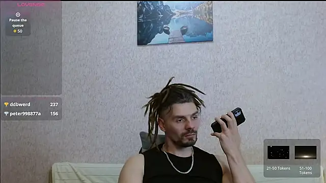Aestheticguy101 webcam