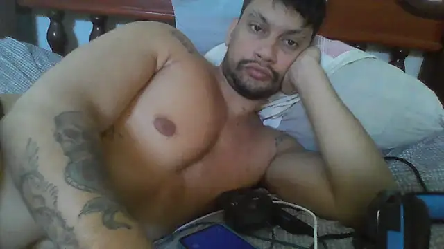 moreno_dotado22 live cam