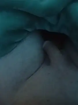 Lovyourpuss webcam