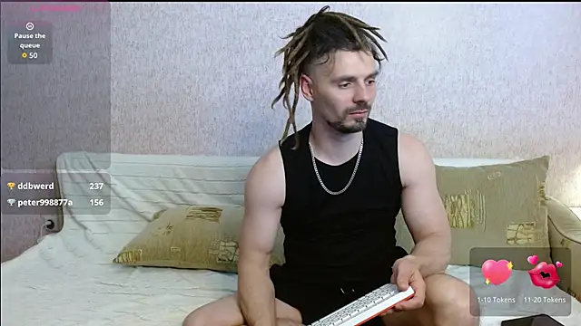 Aestheticguy101 webcam