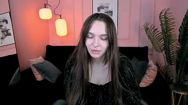 ChloeSunny webcam