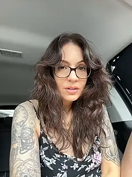 BeautifulMesss live cam
