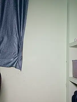 shrutee12 webcam