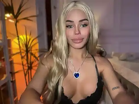ZyraGoddes webcam