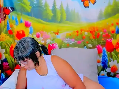 indianroxy webcam