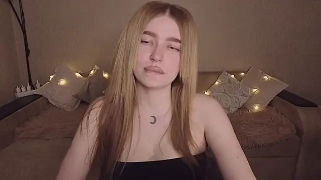 ViolettaLopez webcam
