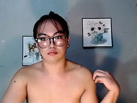 Asianblk_barbiedoll webcam