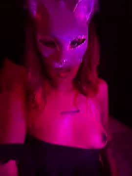 MiNniE_666 webcam
