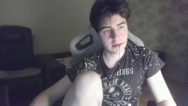 Knuckles17 webcam