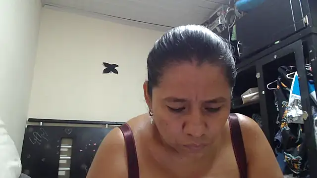 adrixxx38 webcam