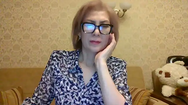 Elegant00Lady webcam