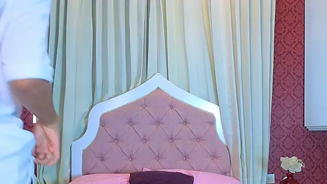 AlanCutee webcam