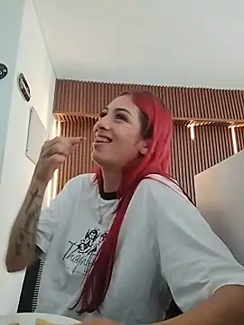 Derieri_Blush webcam