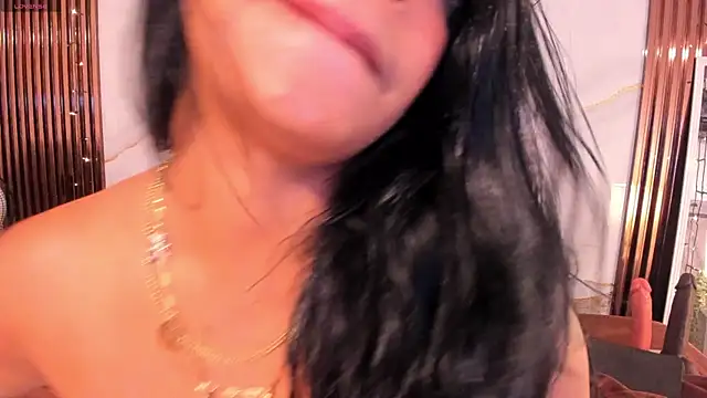 SaraApril_1 webcam