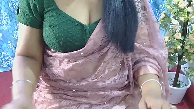 Mallu_Manisha webcam