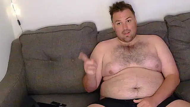 ChubbyGayBigFeet webcam
