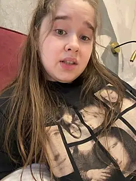 HornyGirlH's room